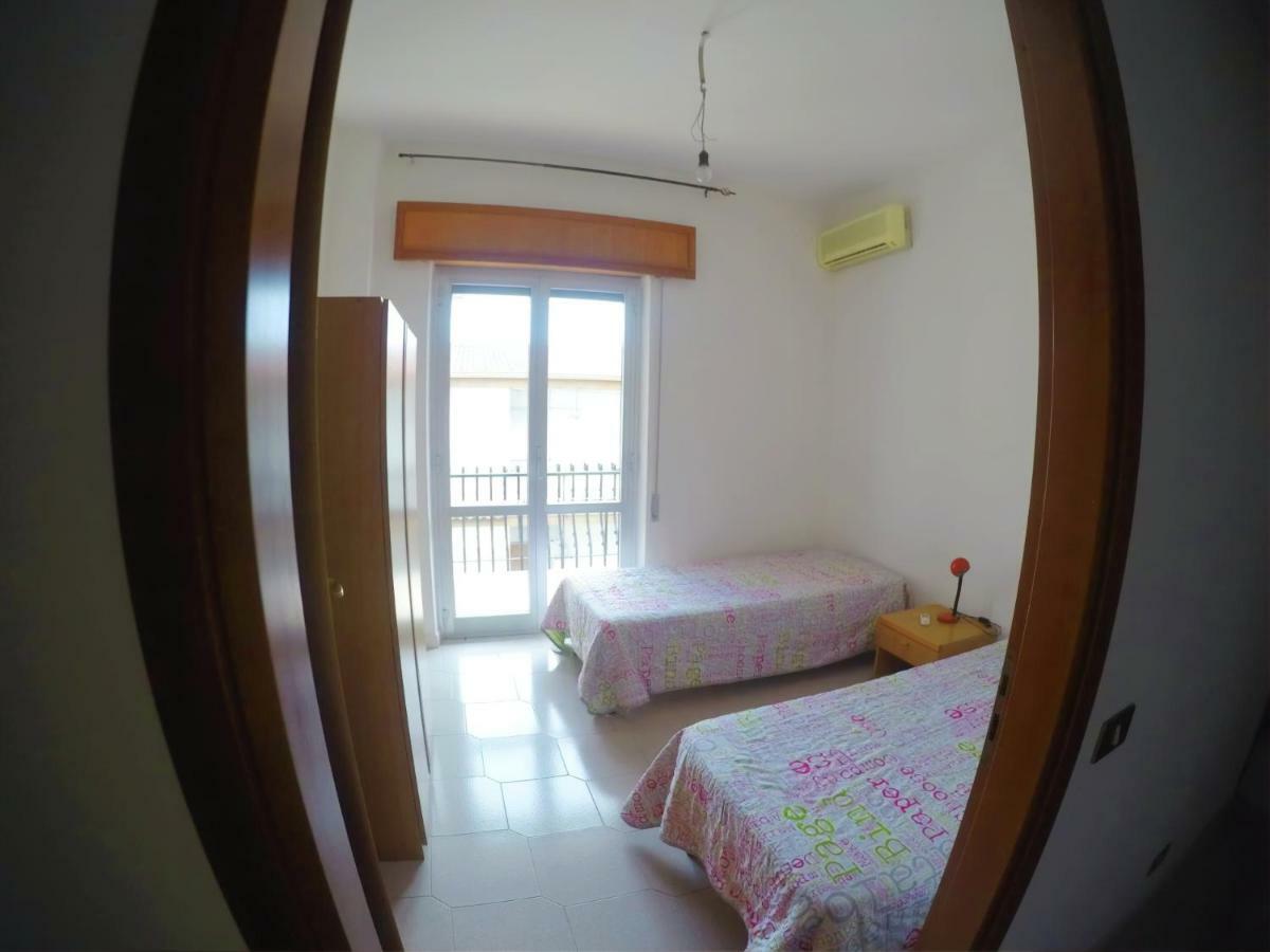 Apartment 500M From The Sea Badolato Marina Exterior foto